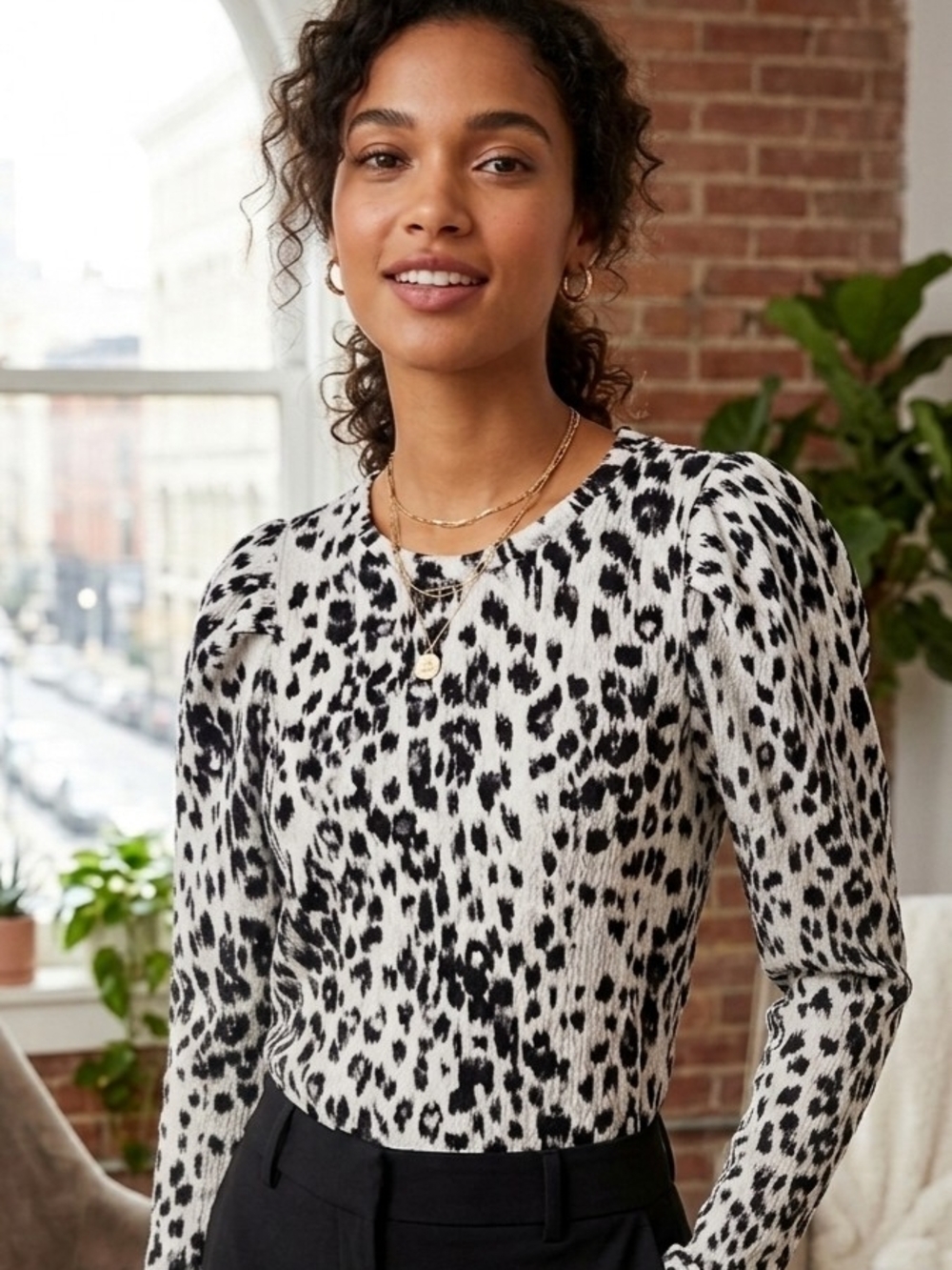 Trendy LOFT Black and White Leopard Print Long-Sleeve Top with Puff Shoulders